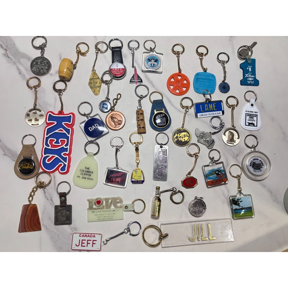 Vintage Keychain Lot Souvenir Advertising Alcatraz Wall Drug Concorde 35+ pc